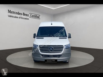 Fourgon Mercedes