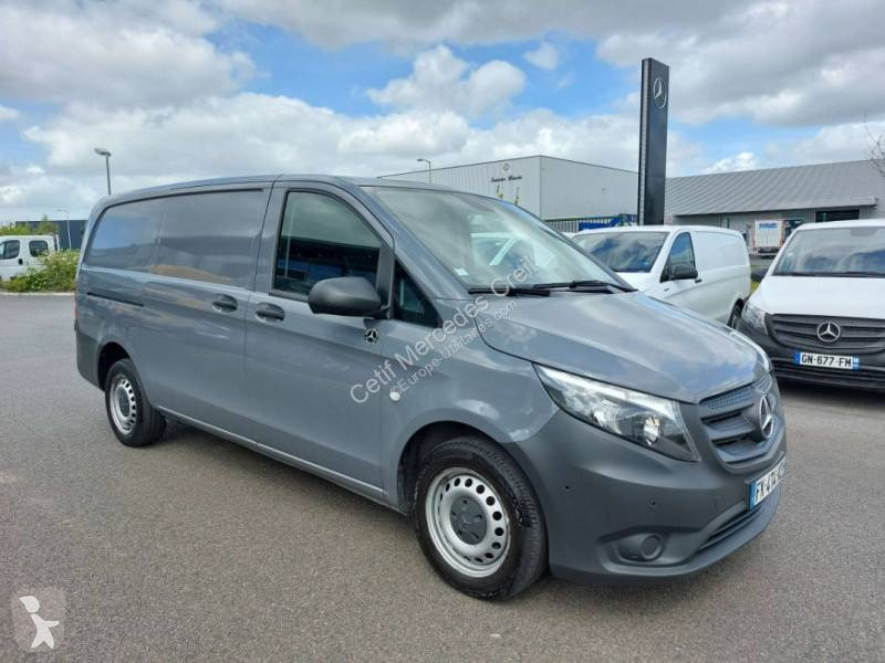 Furgoneta Mercedes