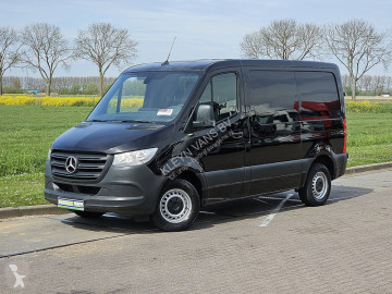 Furgon dostawczy Mercedes