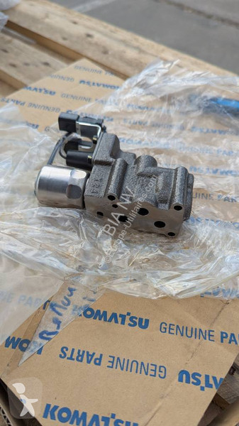 Nyttofordon Komatsu VALVA ASSY 14X-15-00022