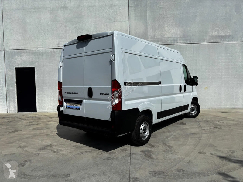 عربة نفعية Peugeot L2H2 | Leasing