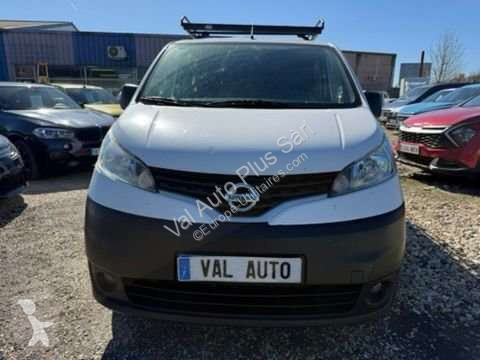 Samochód dostawczy Nissan