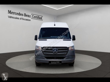 Fourgon Mercedes