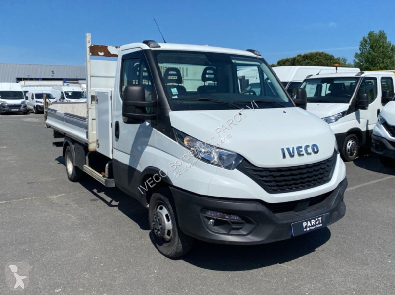 عربة نفعية Iveco 35C16H3.0 Empattement 3750 Tor