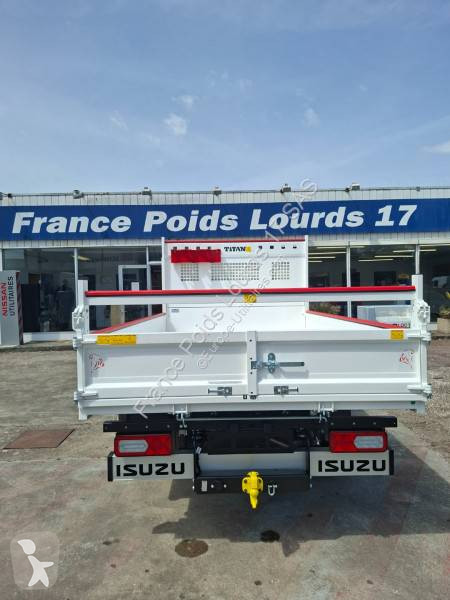 Samochód dostawczy Isuzu