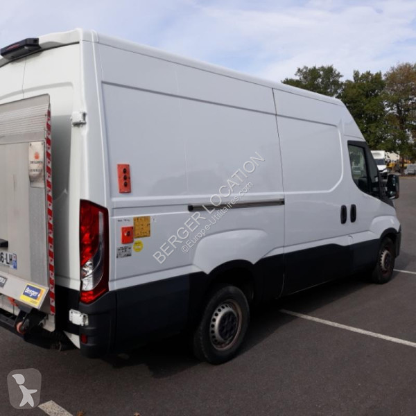 Коммерческий автомобиль Iveco  Daily