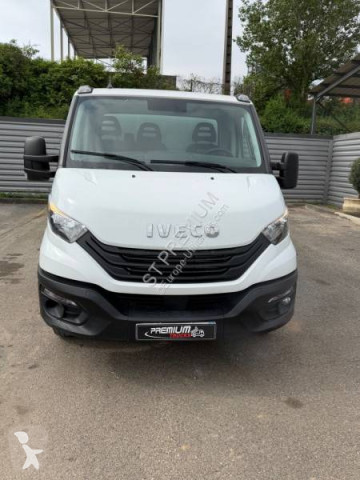 Utilitaire benne standard Iveco