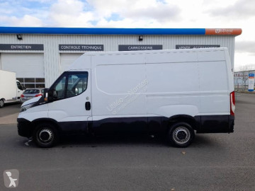 Fourgon long Iveco