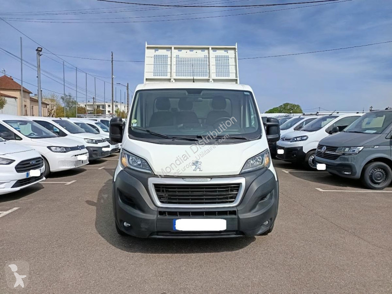 عربة نفعية Peugeot