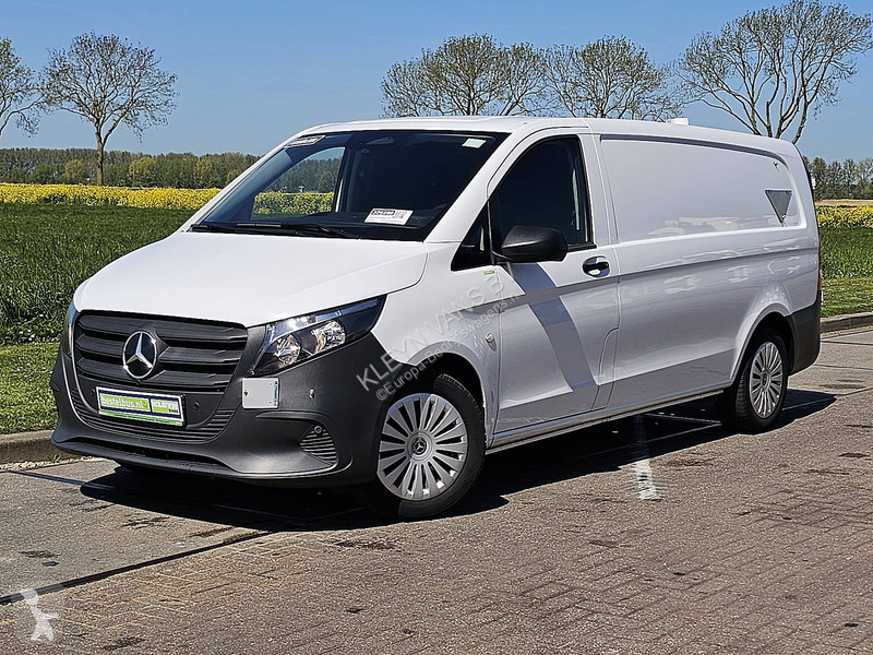 Furgoneta Mercedes 110 Veba box XL EURO6