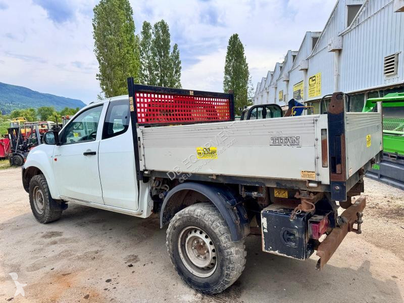 Véhicule utilitaire Isuzu TFS86 PICKUP 4x4 AVEC...