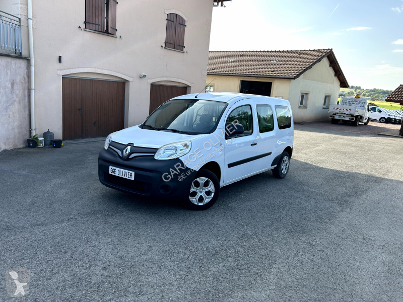 Véhicule utilitaire Renault Maxi Grand Volume...