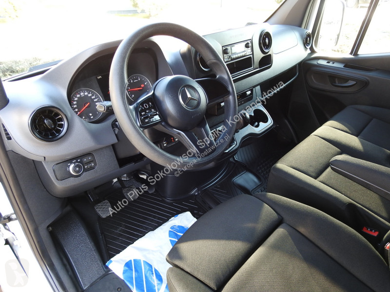 Samochód dostawczy Mercedes 2 ASTER