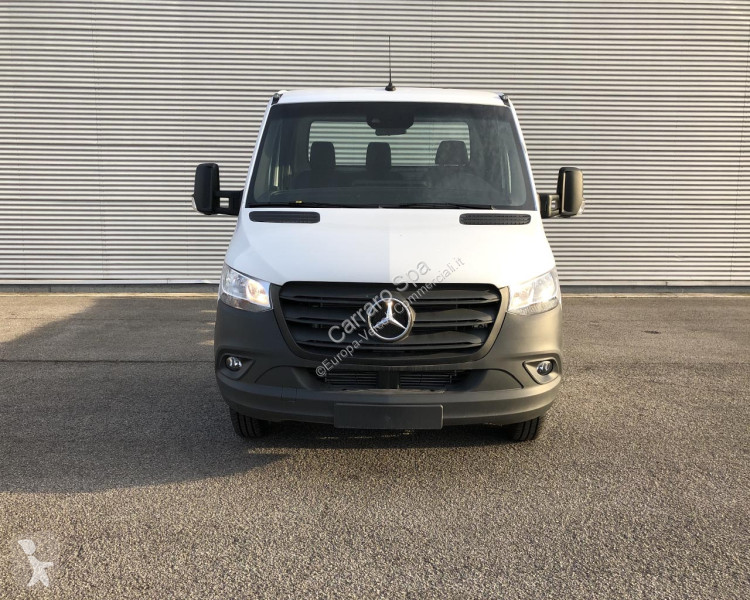 Véhicule utilitaire Mercedes Telaio Traz. Post