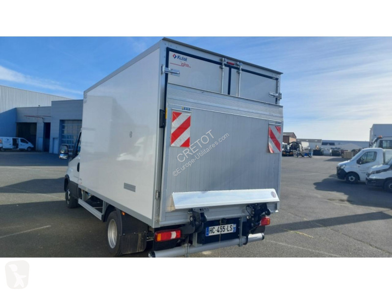 Véhicule utilitaire Iveco DAILY 35C16