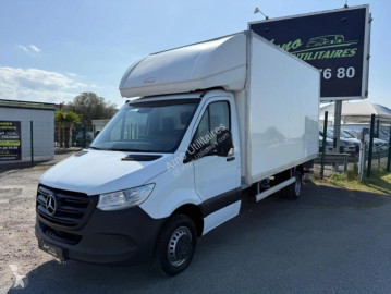 Véhicule utilitaire Mercedes