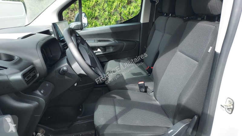 عربة نفعية Citroën BERLINGO VAN 3 PLACES XL...