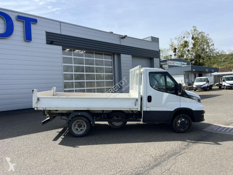 Véhicule utilitaire Iveco DAILY 35C14 Euro6 Benne