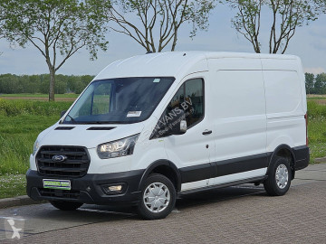Caja cerrada Ford