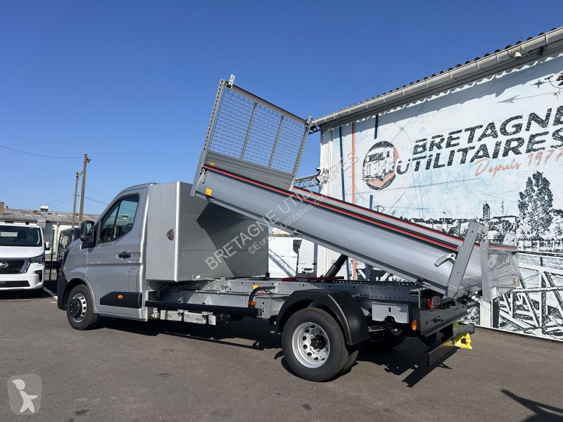 Furgoneta Nissan INTERSTAR CCB GRIS METAL BENNE...