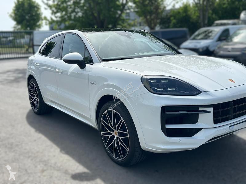 Samochód dostawczy Porsche 4WD 3.0i V6 E-HYBRID...