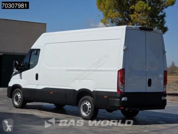 Fourgon Iveco neuf