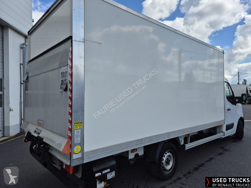 Renault  Transporter