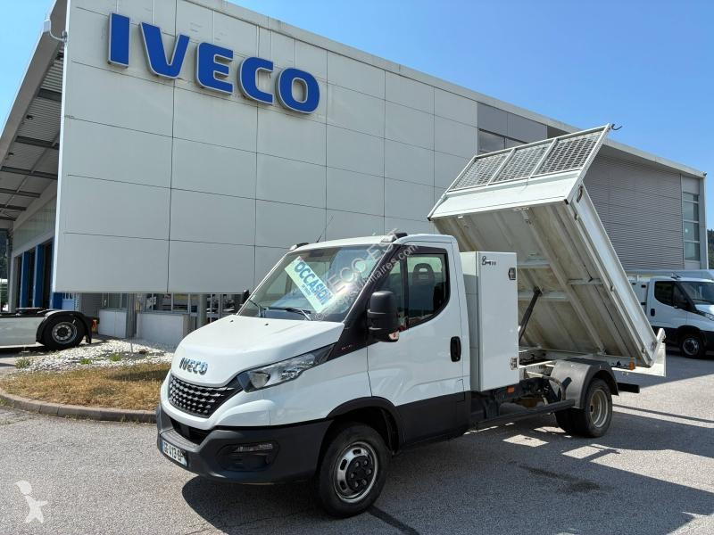 Véhicule utilitaire Iveco CCb 35C16H3.0 L -...
