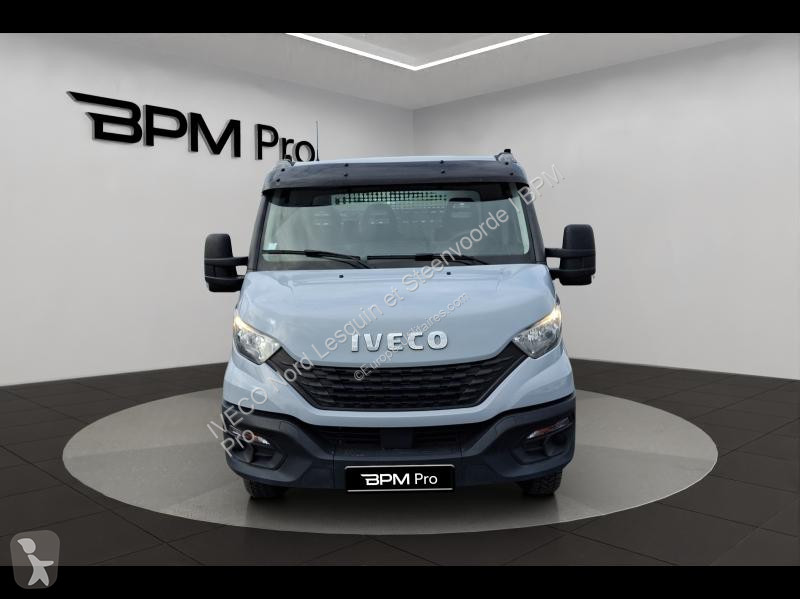 Véhicule utilitaire Iveco CCb 35C16 D Empt 4100...