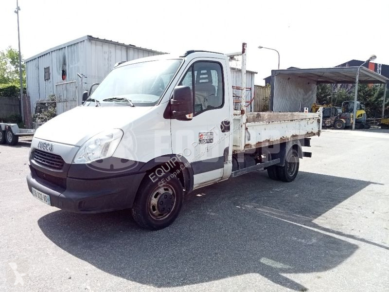 Veículo utilitário Iveco 35C11