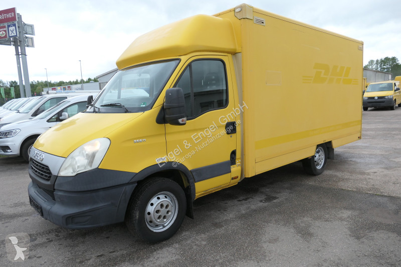 Iveco Daily 35 S11 C30C AUTOMATIK KAMERA Regale...