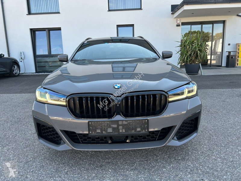 Véhicule utilitaire BMW 540 540iX Drive...