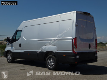 Fourgon long Iveco neuf