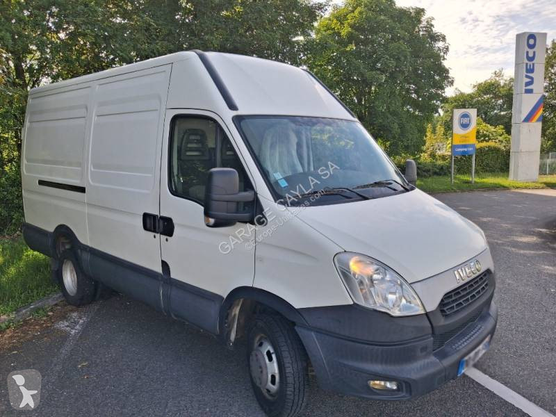 عربة نفعية Iveco