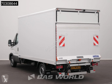 Caja cerrada Iveco nueva