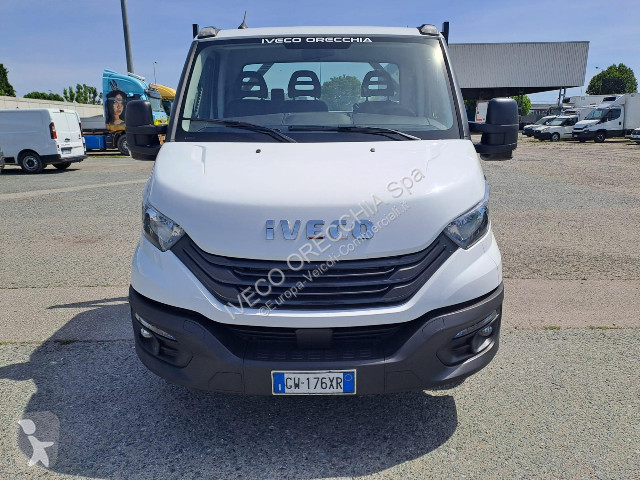 Véhicule utilitaire Iveco DAILY 35S14H