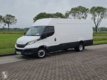 Caja cerrada Iveco