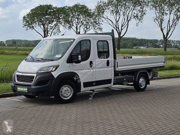 Utilitaire plateau Peugeot