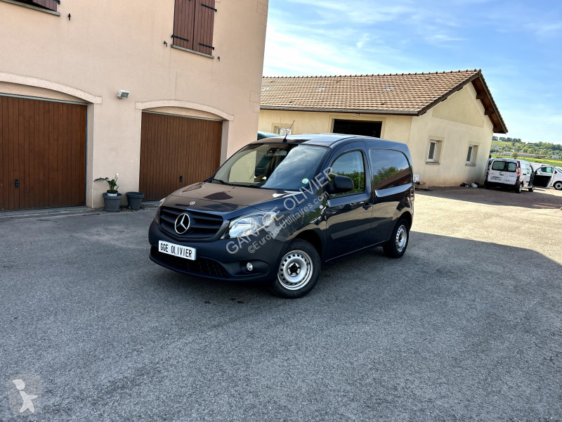 عربة نفعية Mercedes Long 109 1.5 CDI 95 Pro