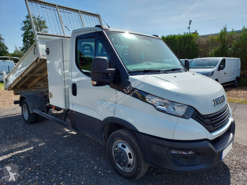 Véhicule utilitaire Iveco DAILY BENNE ACIER JPM...