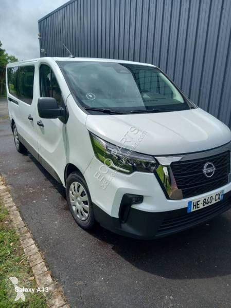 Véhicule utilitaire Nissan