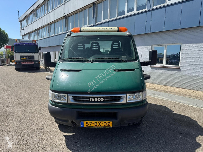 Varevogn Iveco 40C17 4X2 BE TREKKER - 142.263 KM!