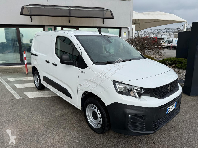 Furgoneta Peugeot PARTNER PREMIUM L1 BLUE HDI 100