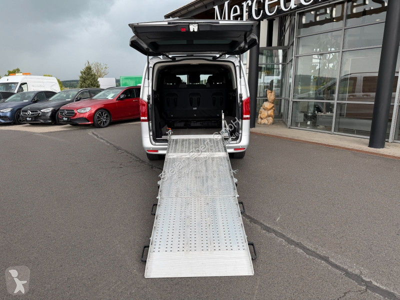 Furgoneta Mercedes Vito  Tourer 9G Laderampe...
