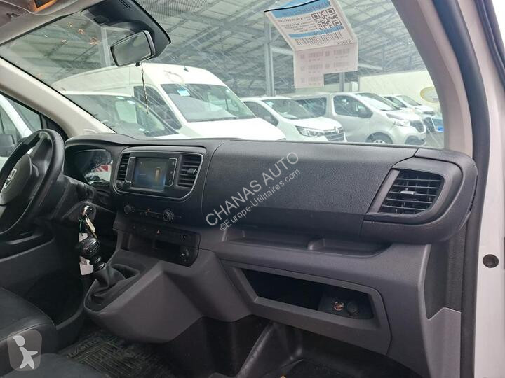 Véhicule utilitaire Toyota Long 2.0L 120 D-4D...