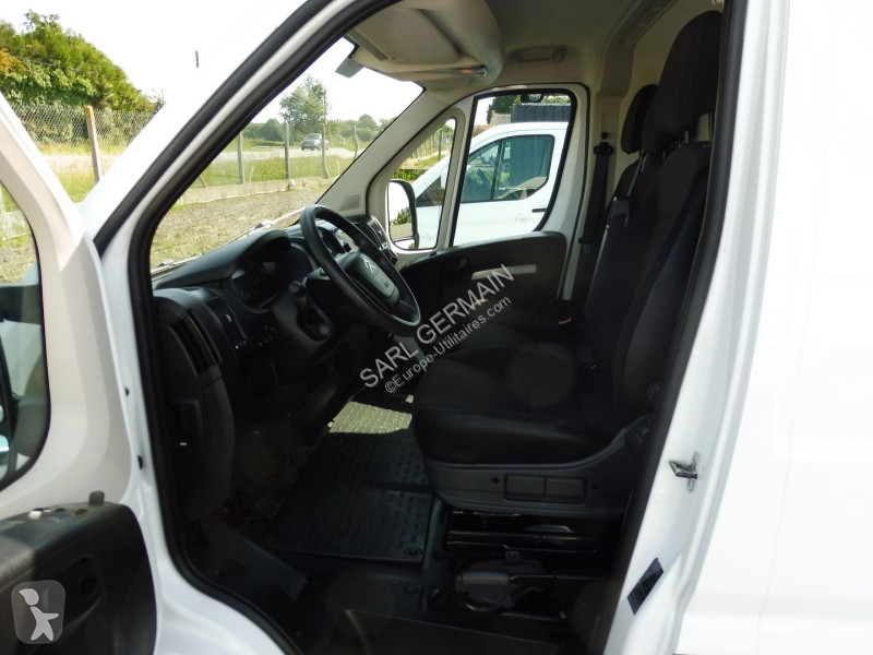 Furgoneta Citroën JUMPER FG 33 L3H2 2.2 BLUEHDI...