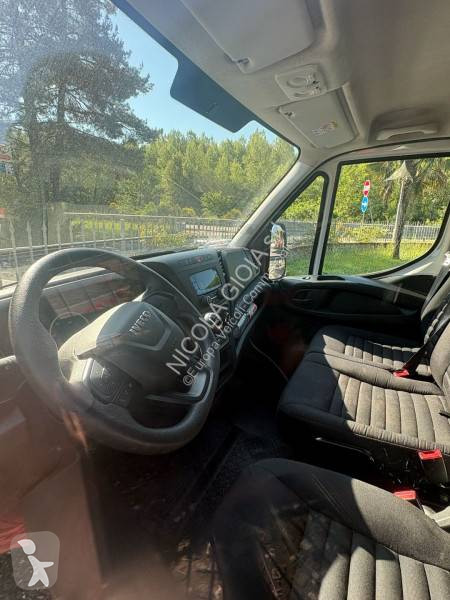 Furgoneta Iveco