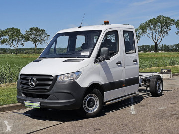 Châssis cabine Mercedes