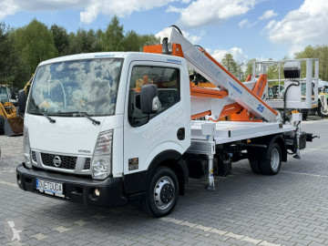 Лекотоварен автомобил Nissan Cabstar