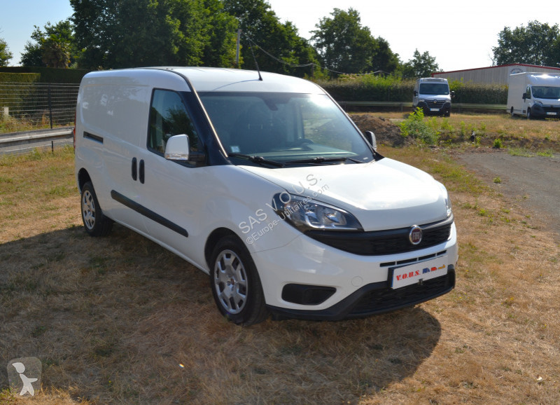 Véhicule utilitaire Fiat FIAT DOBLO CARGO MAXI...